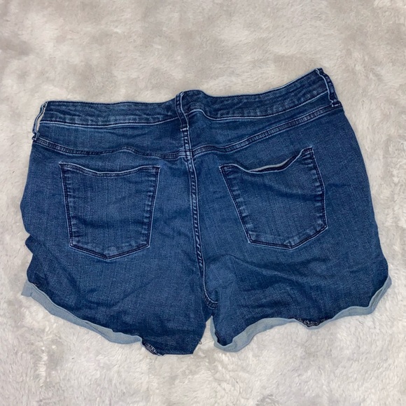 Jean shorts! - Picture 2 of 3